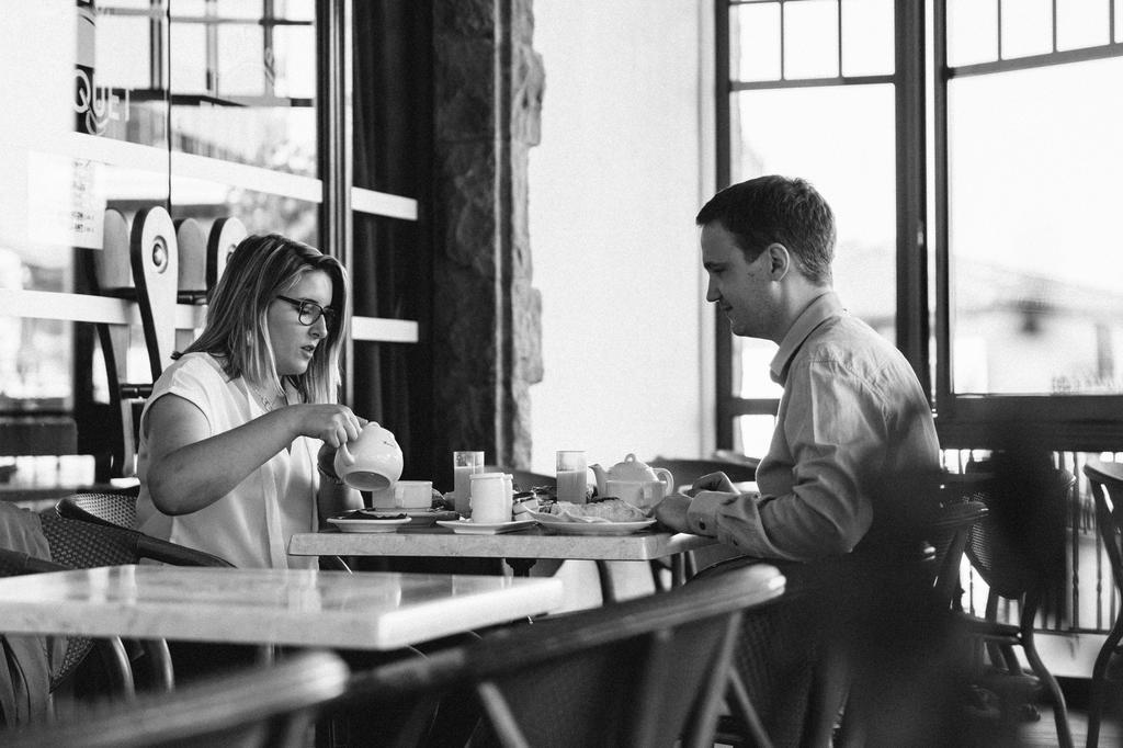 Hotel-Cafe Du Trinquet Cambo-les-Bains Bagian luar foto